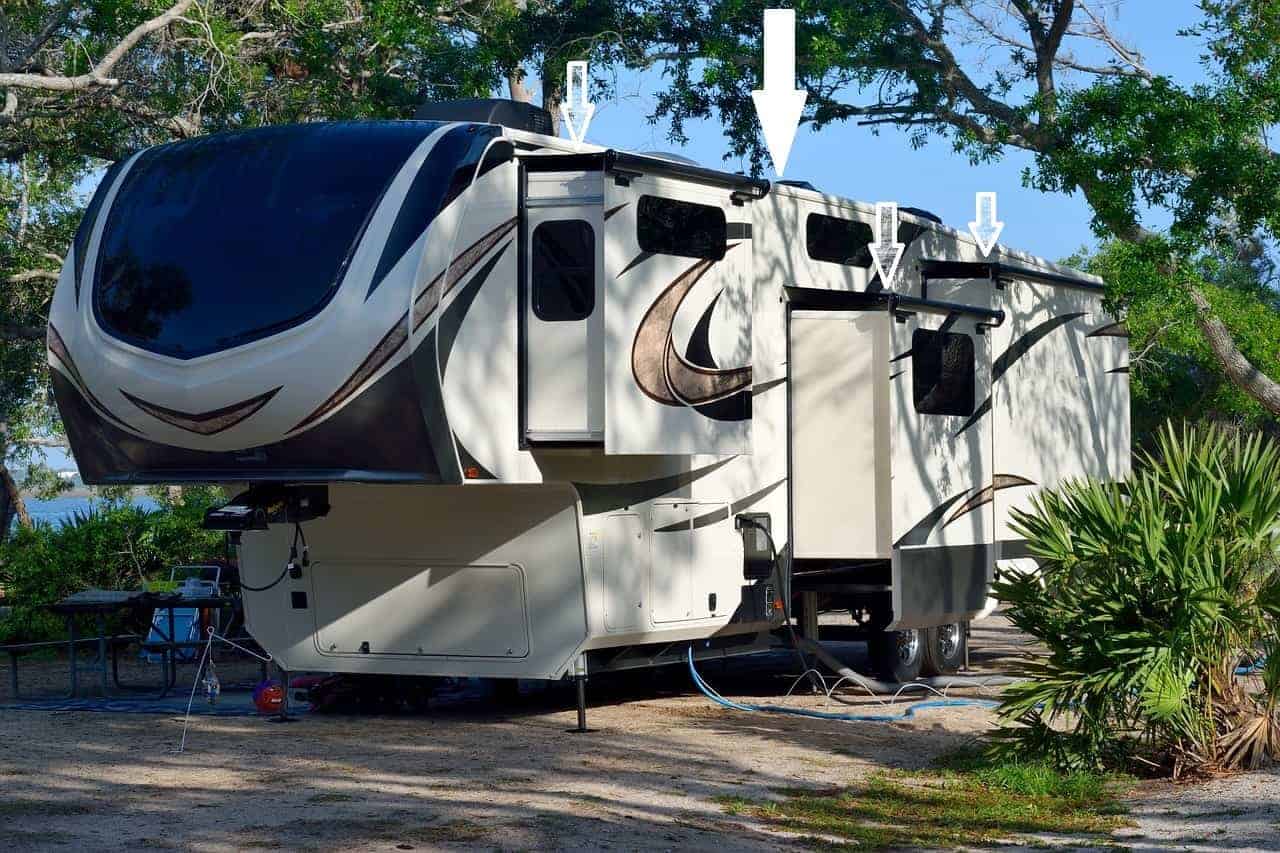 recreational-vehicle-3333103_1280